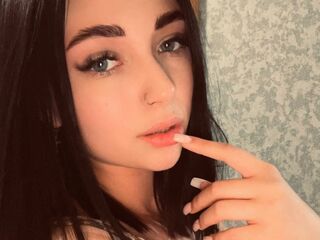 girl showing tits ElodiaPecoraro