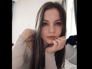 masturbating webcamgirl ErynBjornstrom