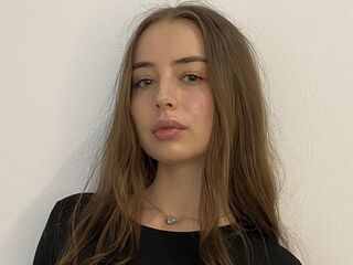 chat room picture EttaRaybourn