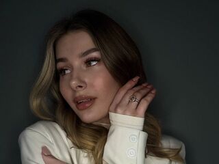free live cam chat EvaEllees