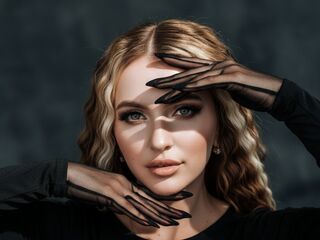 hot cam whore EvaVibe