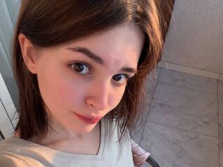 camgirl masturbating with dildo EvaZill