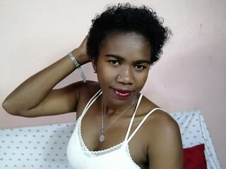 nude webcamgirl FaraZeria