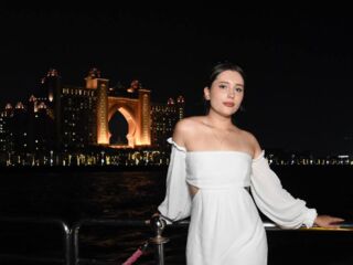 fingering camgirl picture FlowersLoveres