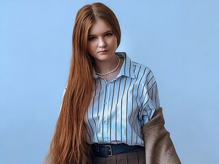 camgirl shaving pussy GwynBujarski