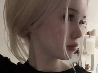 hot chat room HeatherHeinitz