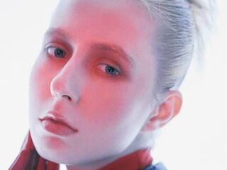 naked camgirl HeidiGlowinski