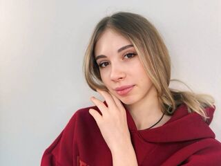 hot cam girl masturbating with vibrator HermilaJhonson