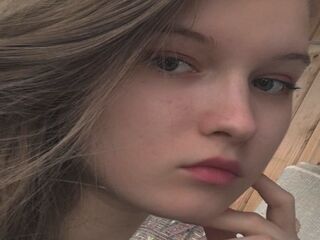 cam girl spreading pussy InocenciaFarrare