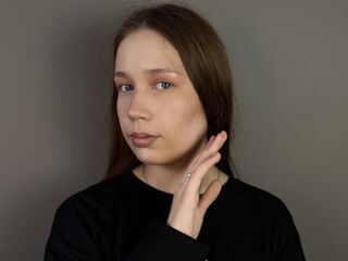 live webcam performer IraMellekas