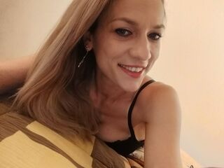 camporn IsaaBella