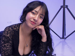 masturbating girl IsabellaBot