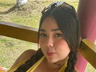 chatrubate cam girl IvvoneWilson
