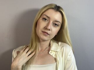 camwhore video JeanneHolmes