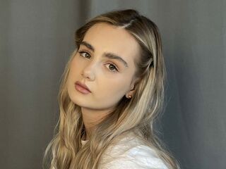 adult videochat JewellTrojecki