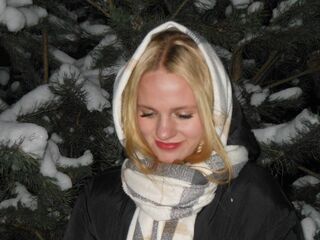 girl topless chat JonSwigert