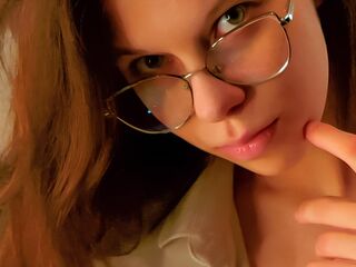 masturbating webcamgirl JulinaGoroven