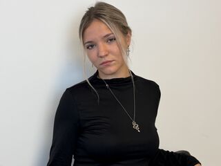 free live chatroom KeiraTullier