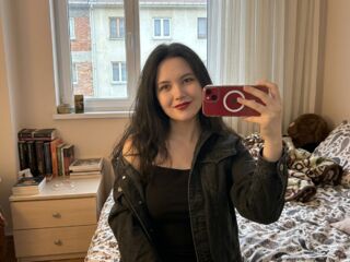 livechat KeliCollymore