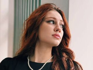 hot sex webcam KristinaGuernsey