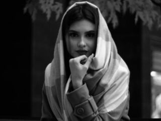 voyeur cam KylaSieradski