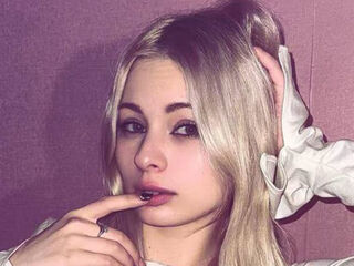 dirty webcam KylieMcMiller