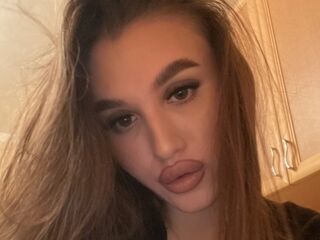 adult cam KyraVictorine