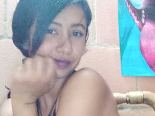 naughty cam girl picture LauSommers
