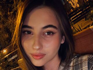 nude web cam LeiaFrost