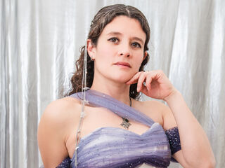 teaser cam LiaSannin