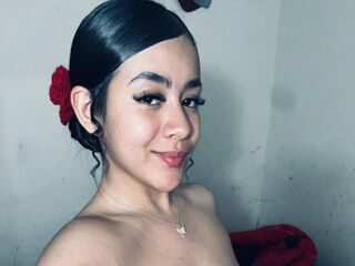 beautiful webcamgirl LiliCasther