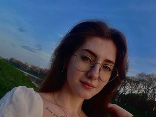 naughty webcamgirl LillyMonroee