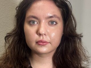 camgirl showing tits LinaSlabaugh