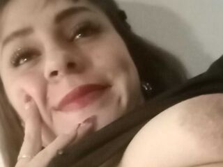 beautiful girlcam LizMegh