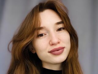 naked cam girl masturbating with sextoy LouieAldaco