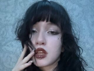 live cam girl pic LouisePerrish