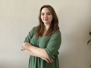 masturbating webcamgirl LucilleBride