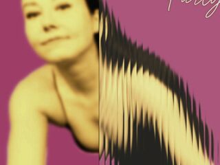 girl webcam LucyLevatto