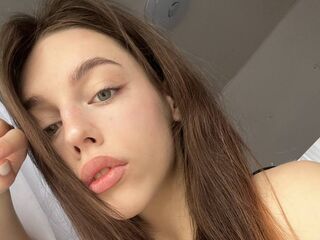 adult chatroom LyraMoonshadow