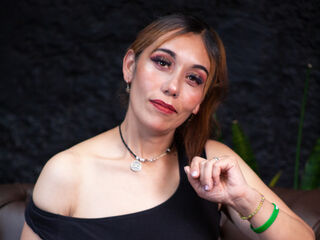 camporn live MadeleineSartori