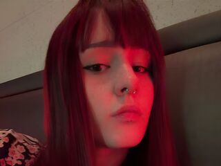 cam girl pic MaeveLith