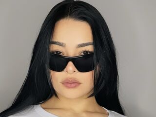 topless webcamgirl MariaParket