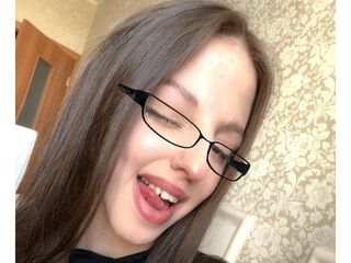 bedroom livecam MaryannaLehane