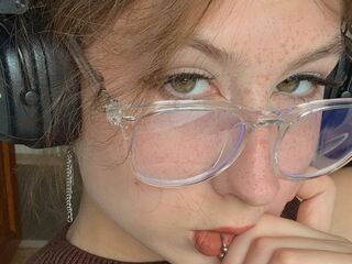 dirty web cam MayaYam