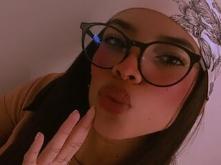 bedroom live cam MeliSmitt