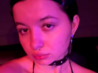 naughty cam girl fingering pussy MellisaMuller