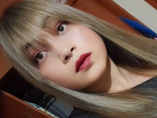 sexy live cam girl MercellaMorelli
