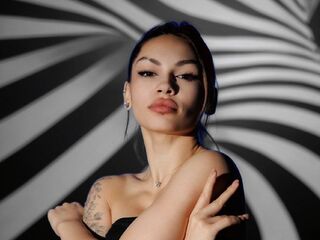 cam girl showing tits MeryNelson