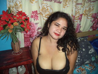 beautiful webcam girl MiahAmore