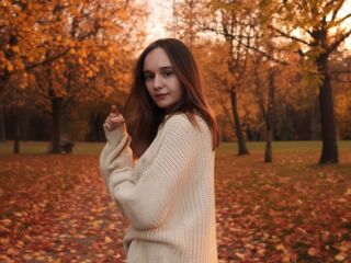 hot girl webcam photo MillisaTravel